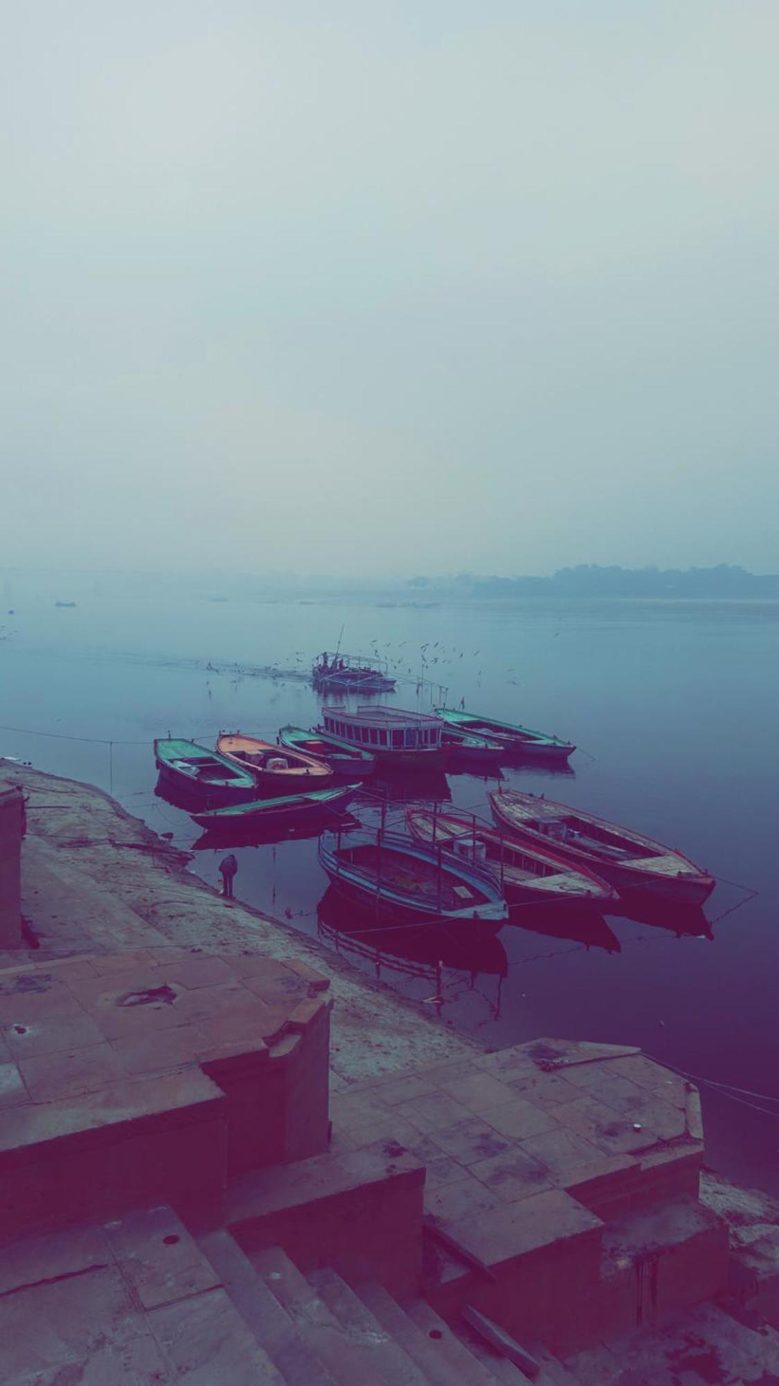 Tandon Lodge On The Ganga Ghat Homestay Varanasi Bagian luar foto