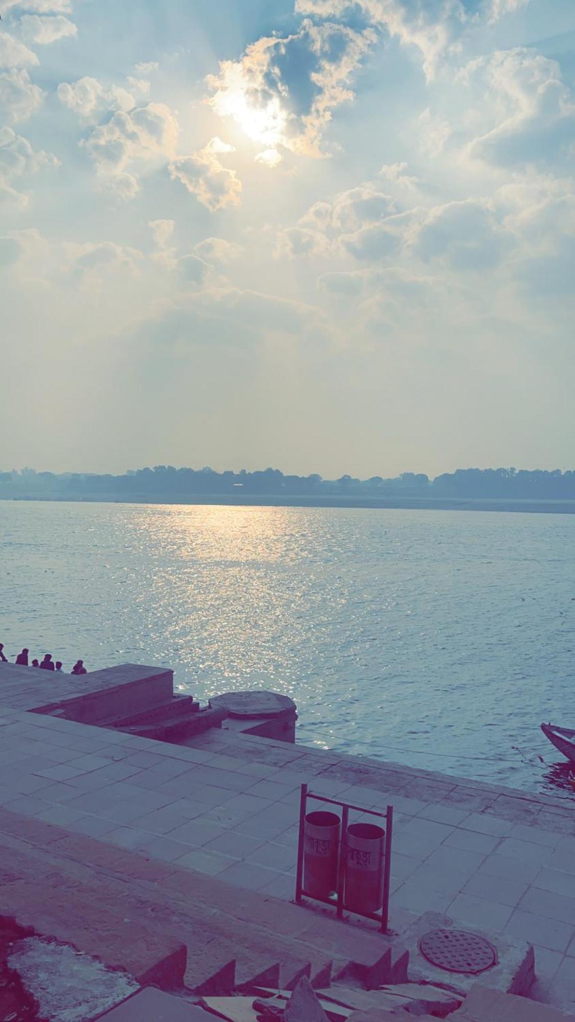 Tandon Lodge On The Ganga Ghat Homestay Varanasi Bagian luar foto